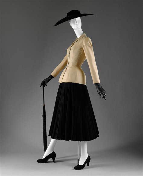 dior new look collection 1947|christian Dior original designs.